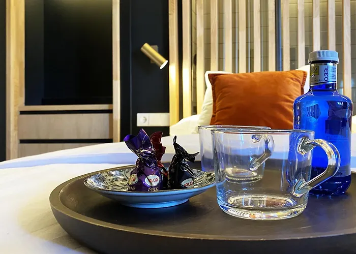 Pou By Seaward Suites (Adults Only)